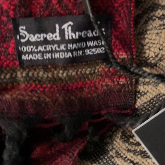 NWT.  Scarf by Sacred Threads. 02 BL/BL 219777 - Picture 6 of 8